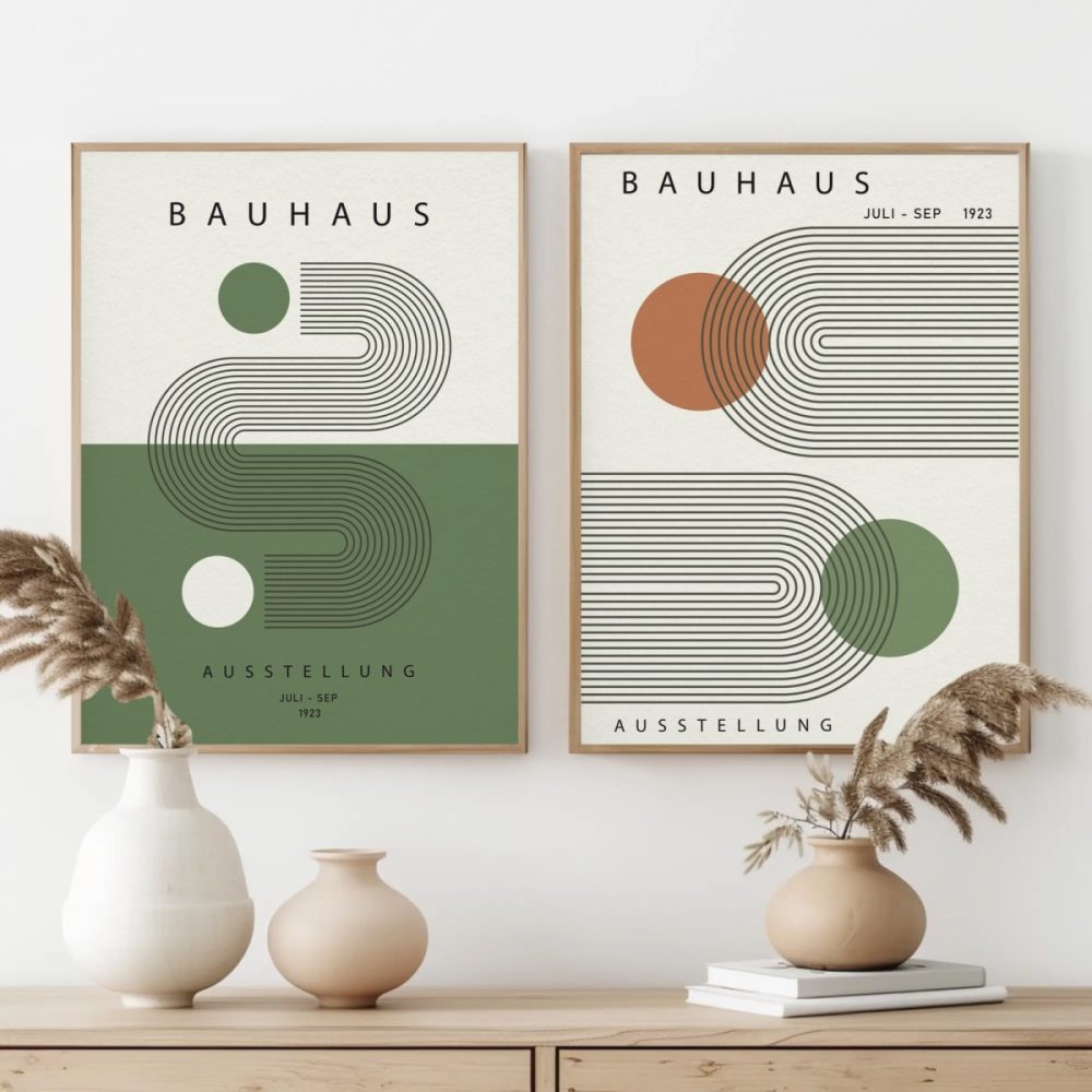 Zwei Gerahmte Bauhaus Wandbilder