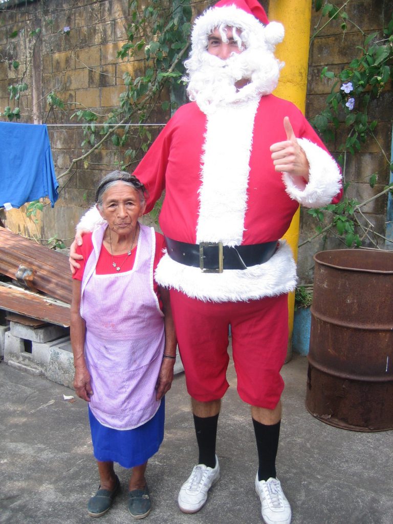 El Gringo Gigante als Weihnachtsmann