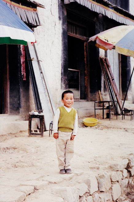 'Tibetan boy, 2002' von Eva Stadler