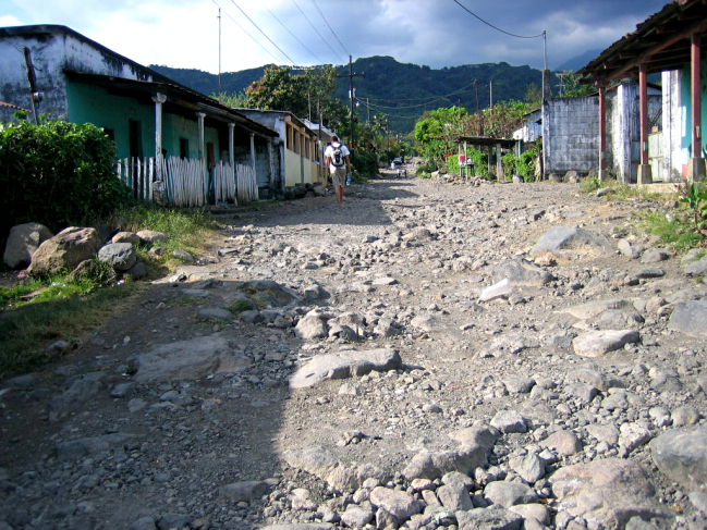 Straße in El Zapote