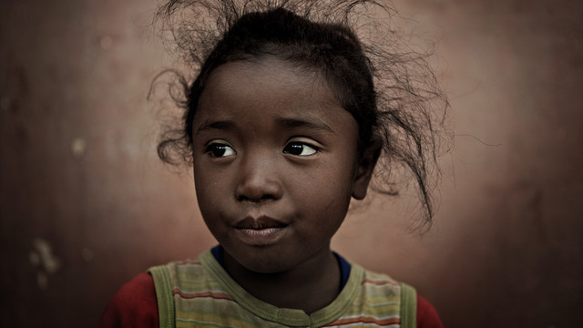 Portrait eines Mädchens von Senol Zorlu