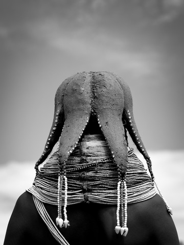 Mwila tribe woman hairstyle, Huila, Angola von Eric Lafforgue
