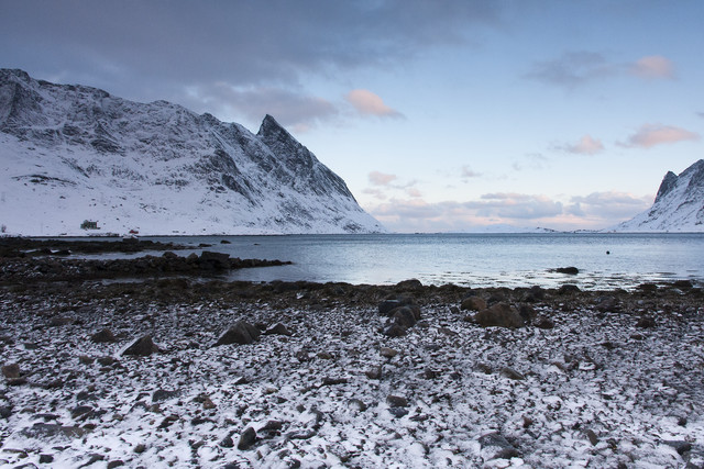 Winter an der Küste der Lofoten von Stefan Blawath