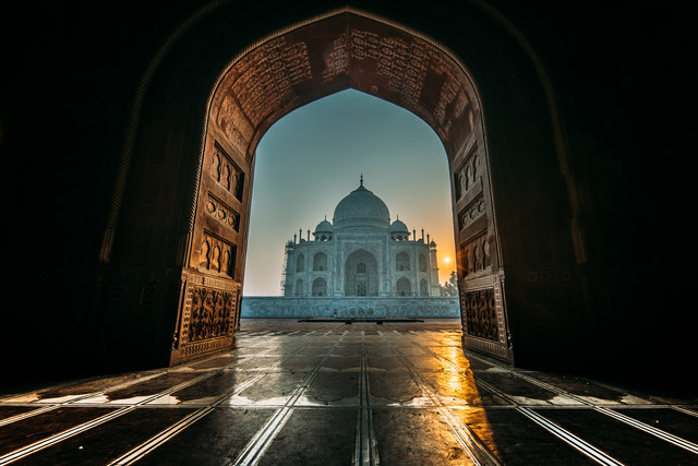 THE TAJ AND THE MOSQUE by Oliver Ostermeyer